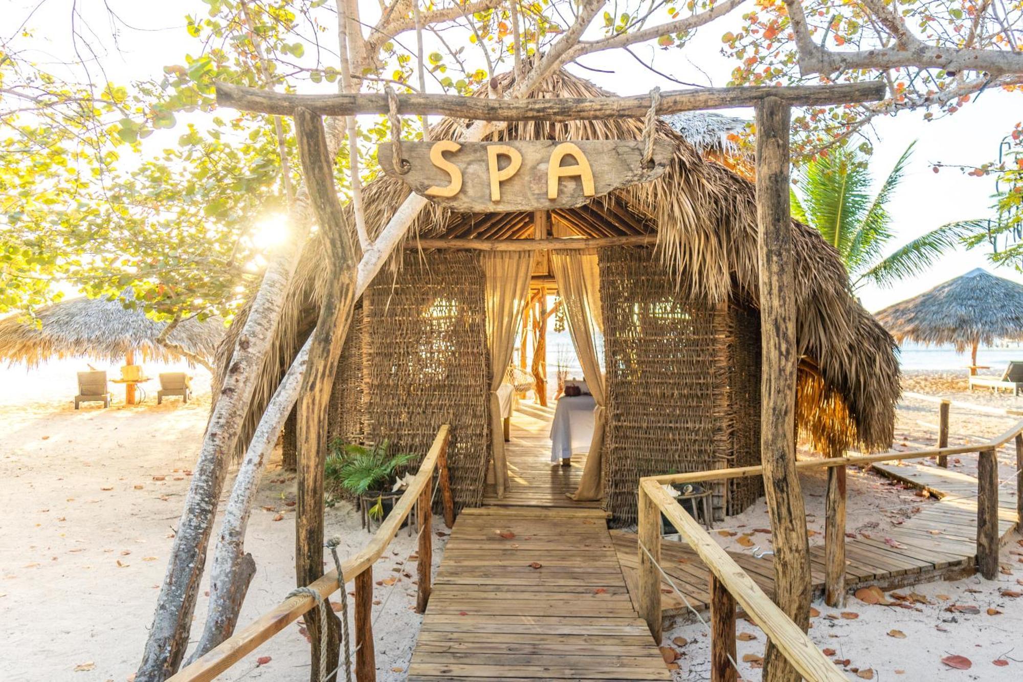 Punta Rucia Lodge Exterior foto